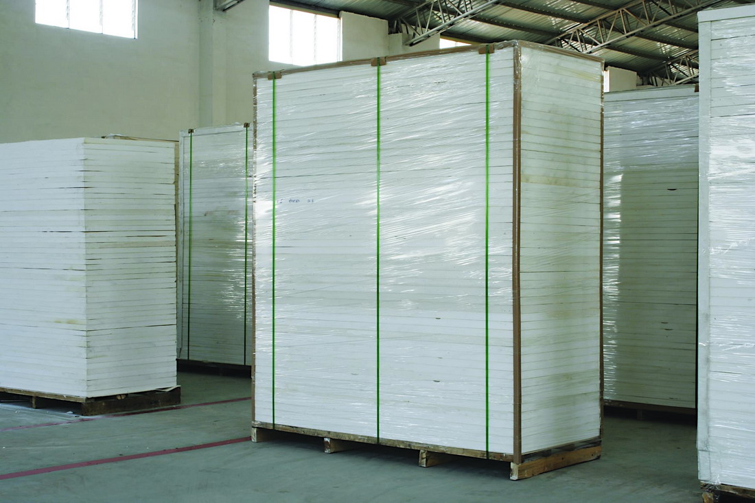 第三代珍珠岩新型无机防火门芯板(符合新标准