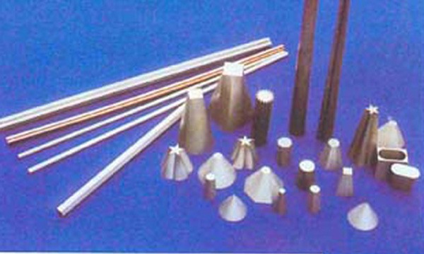 苏州金马中走丝HF编控一体化实例(异面合成)_