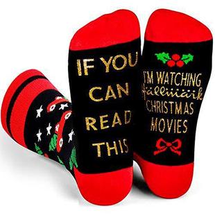 Rd¿I'M WATCHING CHRISTMAS MOVIESỨĸ}Qm