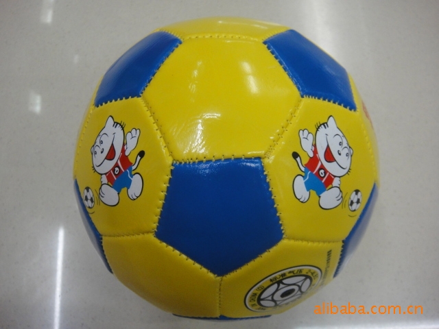 生产销售 2号彩色足球 足球品牌 足球厂家图片