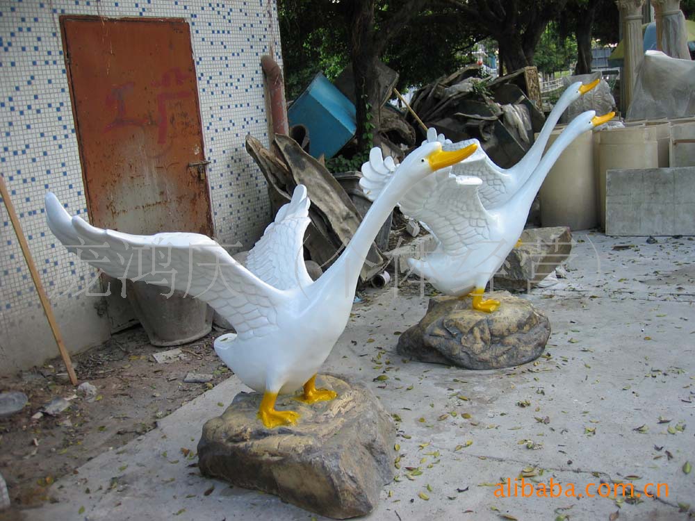 批发采购塑料、树脂工艺品-玻璃钢动物造型、