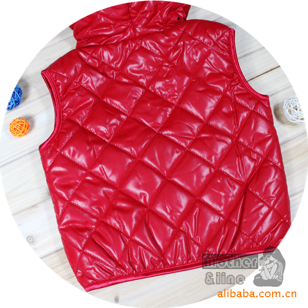 千趣会<em>儿童</em>棉背心连帽衫<em>春秋外套</em>夹棉<em>马甲</em>童装