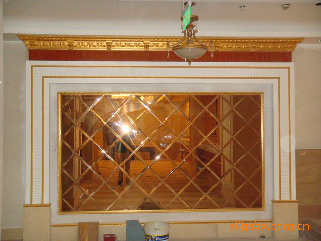 批发各种实木装饰线条 电视墙 护墙板等装饰线