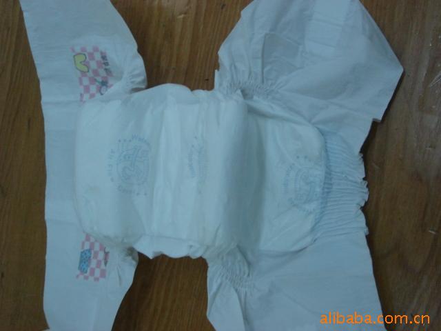 热卖康舒特复合透气膜纸尿裤整箱优惠 225.00