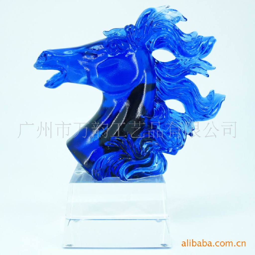 【广州琉璃工艺品 广州琉璃马 横空出世】