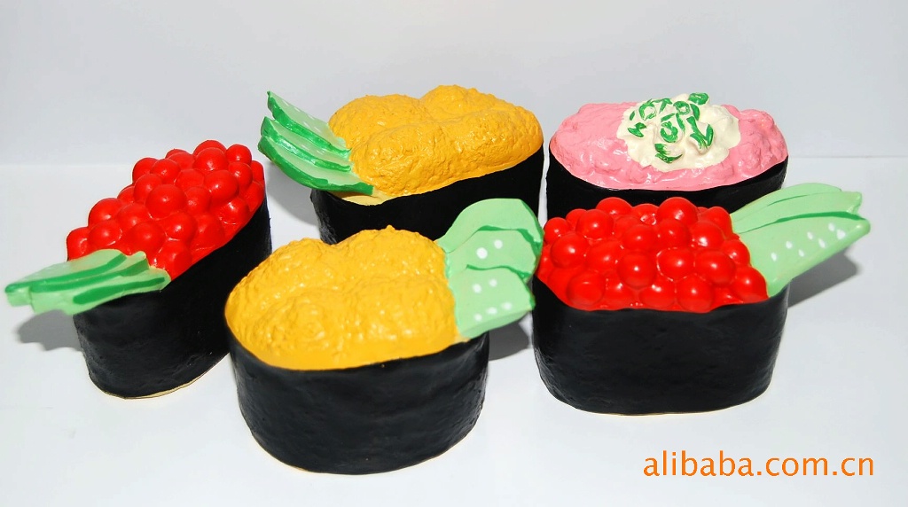 各种会发声的宠物狗咬玩具图片,各种会发声的