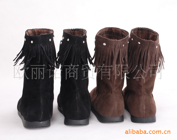 2010年秋冬新款靴子磨砂材质流行元素水钻+流