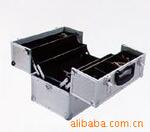 【低价优质】供应美观耐用手提工具箱