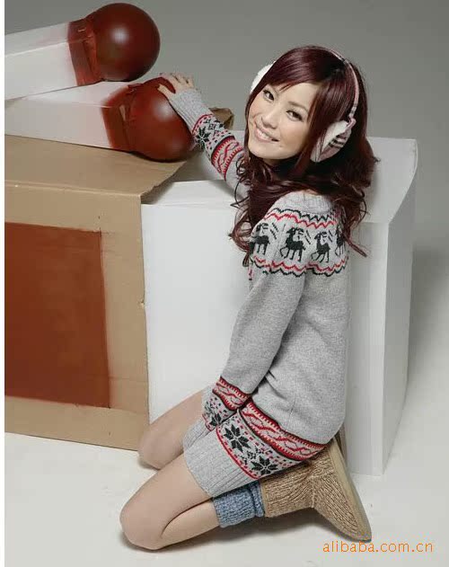 0052#加盟韩版女装冬季<em>李</em>孝利群鹿<em>长款毛衣</em>,