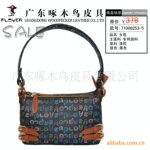 厂家批发女士休闲包/斜挎包/PU包/正品/啄木鸟皮具/加盟
