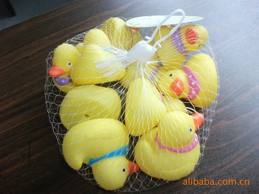 【喷漆加工 搪胶玩具喷漆加工 沐浴发声搪胶公