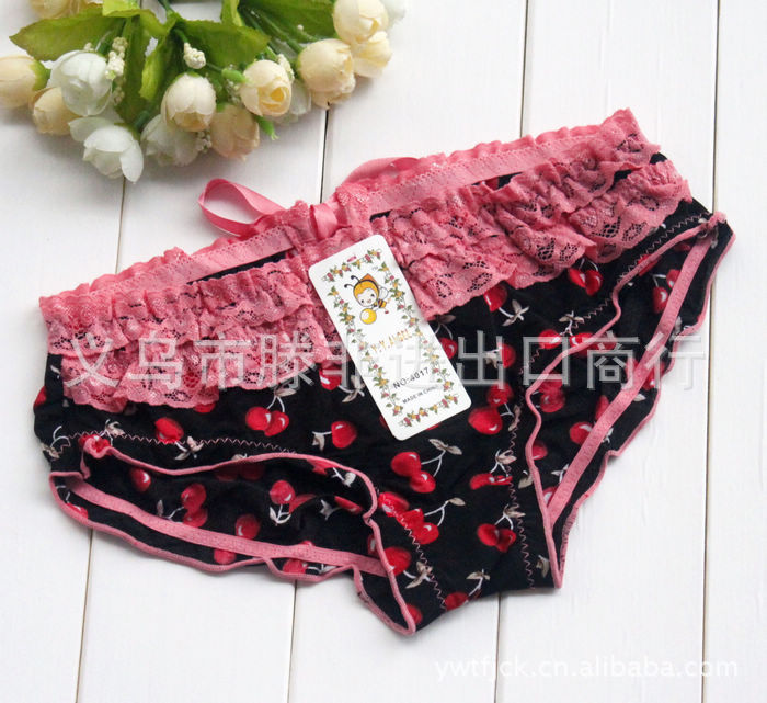 【批发韩版荷叶边加蕾丝花边女式<em>内裤</em>,4017#