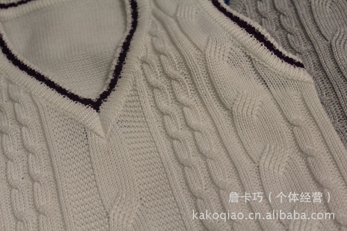 手工编织麻花<em>儿童毛衣</em>背心<em>批发</em> 14.50、14.40