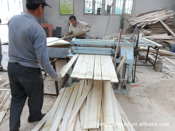 【山东临沂】荣川木业提供优质LVL胶合板最低