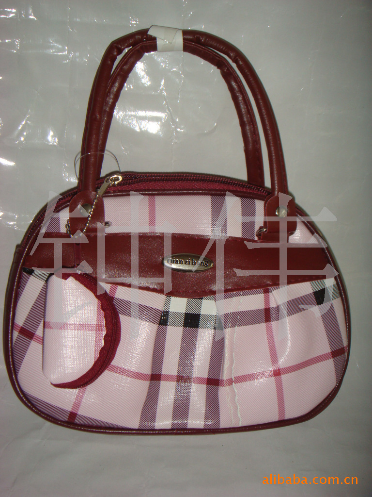 山西太原 批发女包十元箱包地摊货源 赶集货源