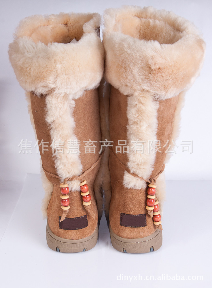 【澳洲羊皮高筒靴 女式雪地靴 平底靴 专业生产