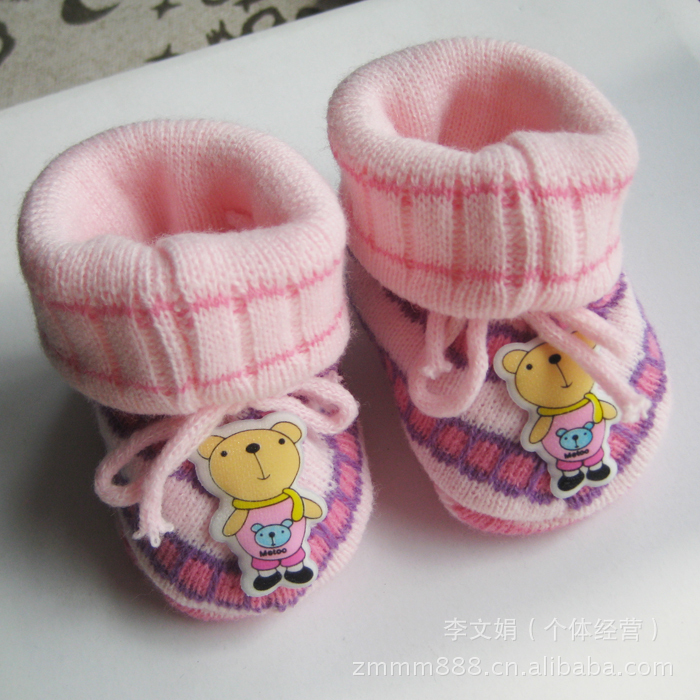 2011新款宝宝防滑软底婴儿袜毛线鞋子卡通纯