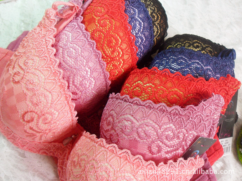 小额批发供应女式高档<em>文胸</em>,<em>胸罩</em>批发,新款时尚
