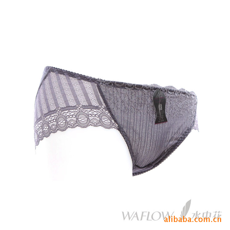 <em>水中花 加厚</em>模杯 加宽丰胸 蕾丝花边 <em>文胸</em> 8002