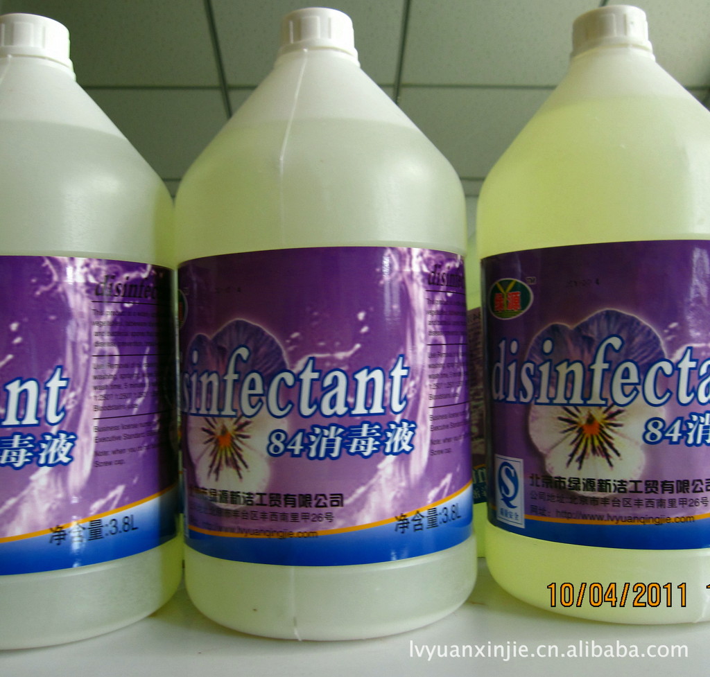 【供应浴盆清洁剂 卫生间清洁剂 浴缸清洁剂 酒