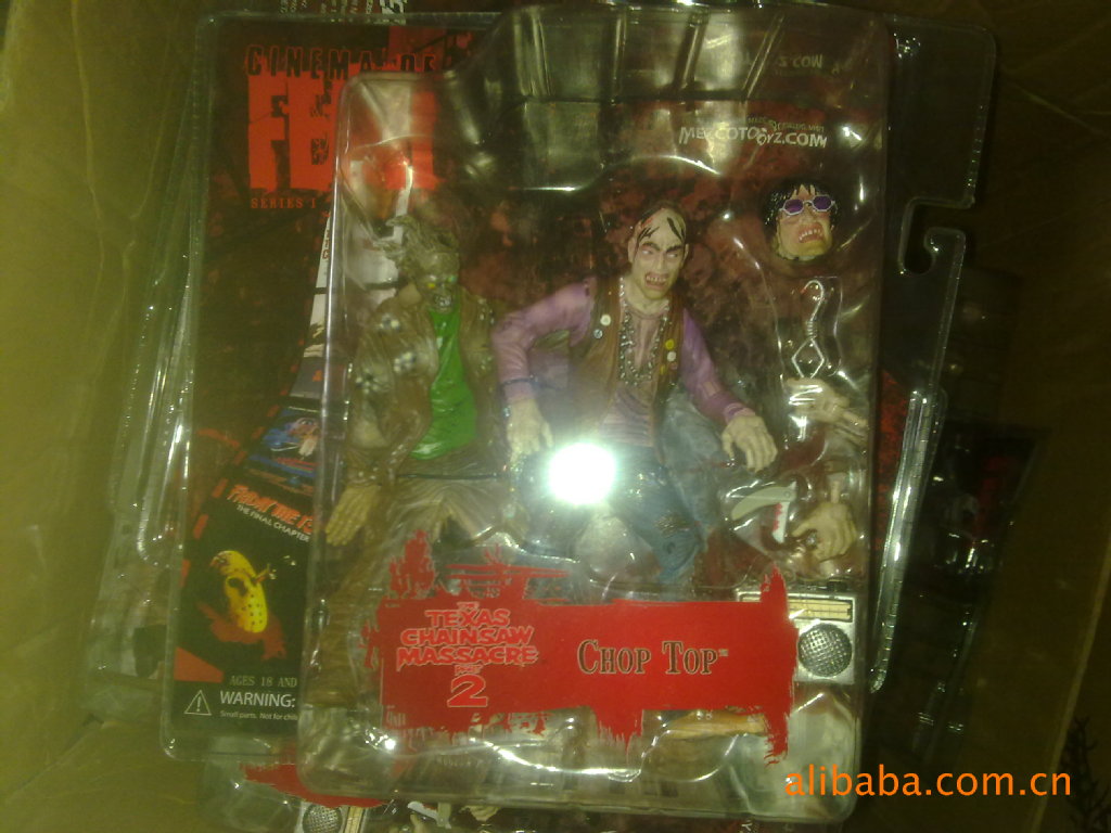 蚂蚁MEZCO 恐怖影视人偶模型 猛鬼街3 杀人狂