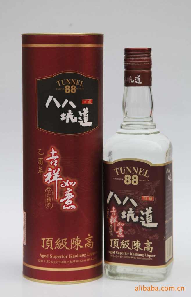 台湾白酒八八坑道淡丽42高粱酒口感好甘醇劲爽