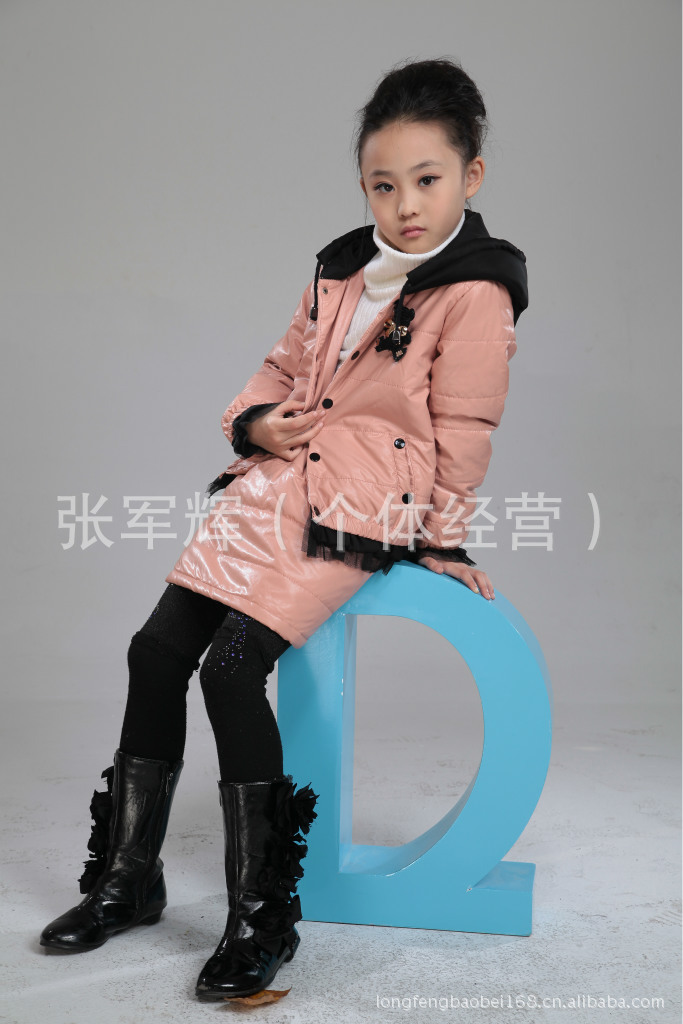 童装批发/新款年款时尚酷<em>女孩 3件套</em> 毛衣+外套