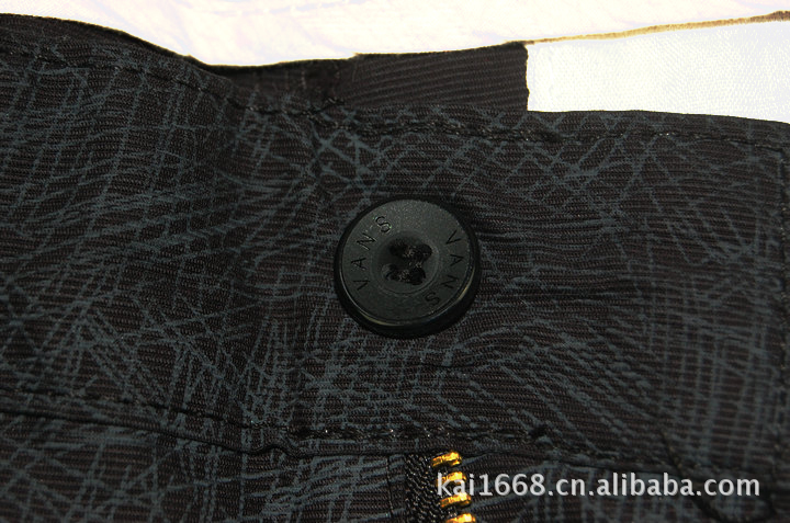 批发采购<em>男式休闲裤</em>-<em>夏季</em>新款男装vans<em>短裤</em>街