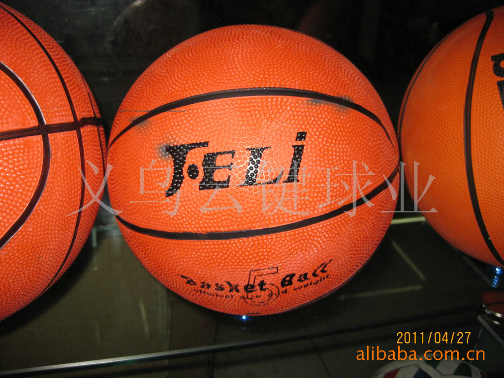 各种PVC TPU 发泡 贴皮 机缝 足球 篮球 排球