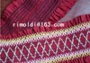  ��˿���ֳ�СȦ�壬���ۡ�ƽ���С�׿���ͻ������װ��Ч�����㷺������Ůװ��ʱװ��������ͯװ����������˿��ѩ�ģ���ȱ������ϸ���Ч�����ڶ�˿�������λ֮ǰ��װ�������룬�������Խ�󣬶�˿�׾�Խ�󡣶�˿���һ������������ϱߴ�ױ߷��ƣ�