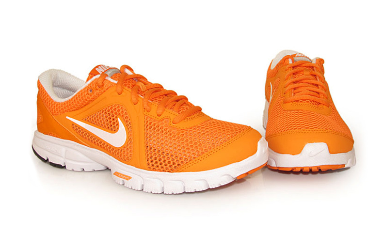 <em>Nike耐克 女子跑步鞋</em>ZOOM FOREVER 3 4438