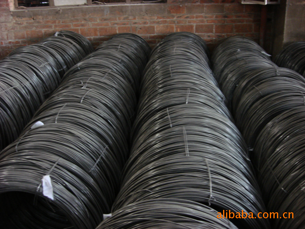 五金螺丝螺帽原材料 图片