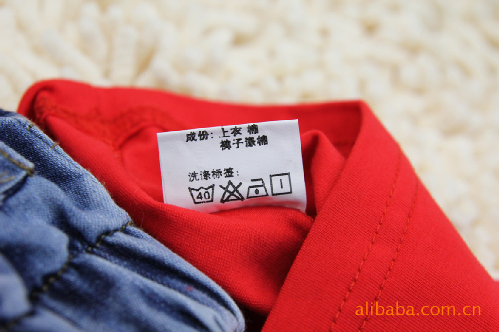 【批发供应 中小童装 短袖<em>体恤</em> <em>牛仔短裤</em>套装】