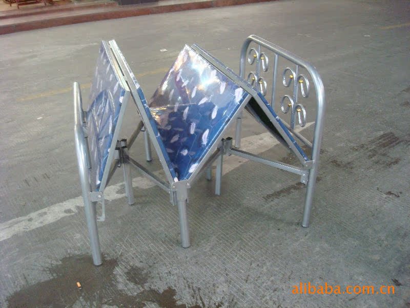 十条腿加固型1米,1.2米,1.5米四折床图片,十条