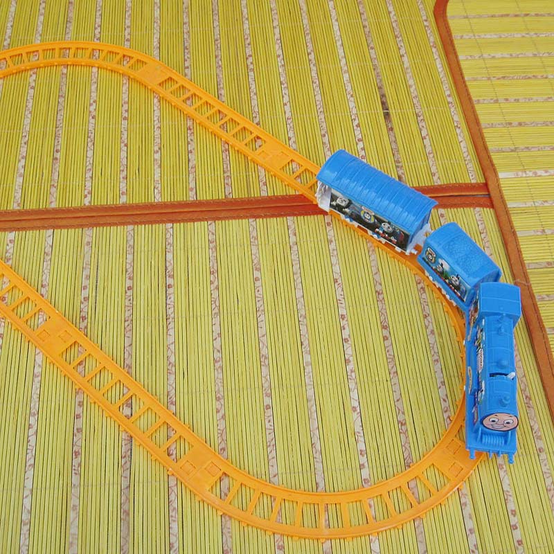卡通小火车 电动火车 玩具火车 轨道火车 便宜的儿童玩具批发1519