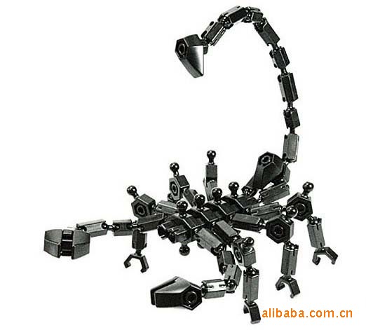 【[小额批发]博伟自由拼高达机器人黑白两色2