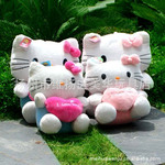 【生日禮品】毛絨玩具 正品hello kitty娃娃公仔 凱蒂貓抱枕