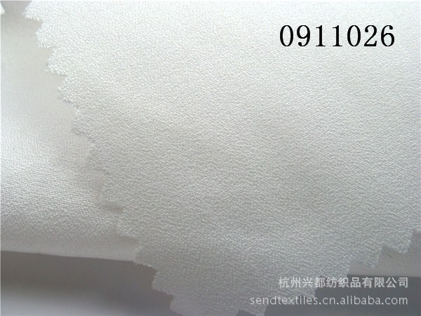 0911026乱纹棉纬弹力面料80S*60S/30D 122cm 