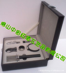 供应皮盒包装红酒开瓶器礼盒(配6个酒具)