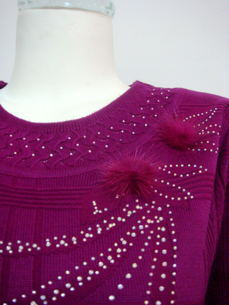 热销带钻中老年女式羊毛衫 简单大方 28.00、27.50元\/件 - 阿里巴巴资讯画报