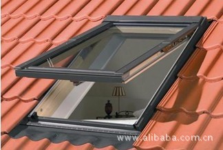 批发价供应优质实木斜屋顶窗(a4型,天窗,量大价优