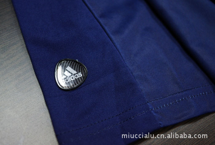 阿根廷国家队2011-2013赛季客场球衣图片,阿