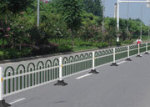 渲润护栏SL-003彩铝M型道路护栏--款式新颖,美观,易清洁