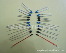 熱敏電阻100K,NTC熱敏電阻器，R25=100KΩ  B=3950K，NTC藍色膠