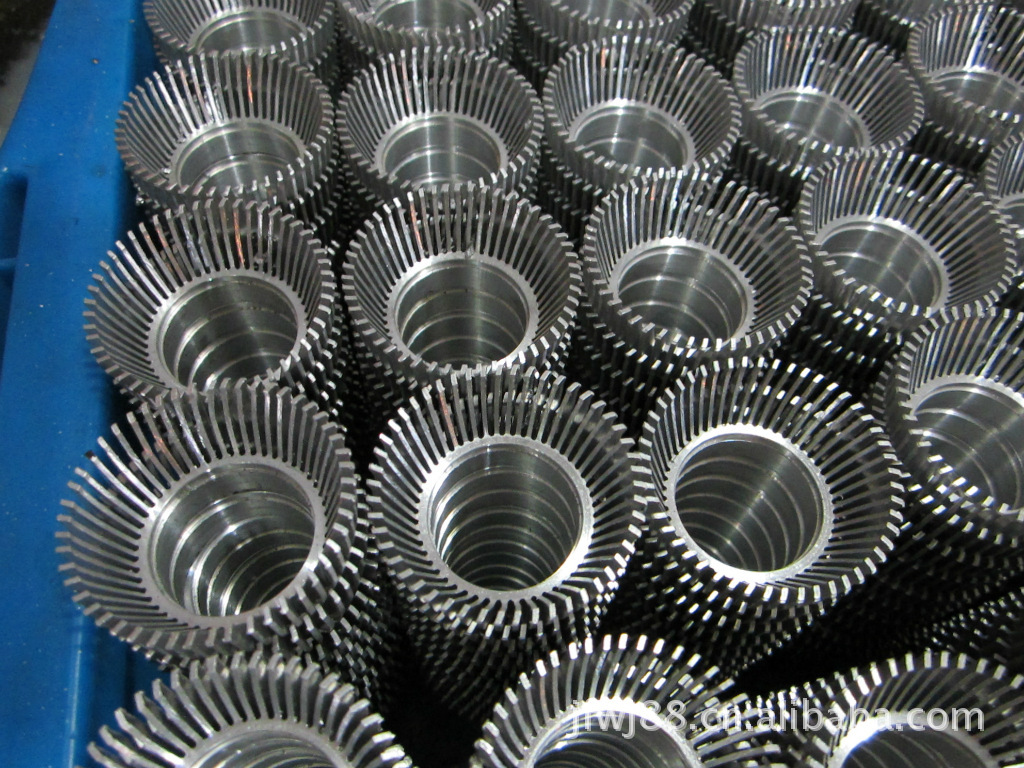 供应库存手电筒，种类多数量500件