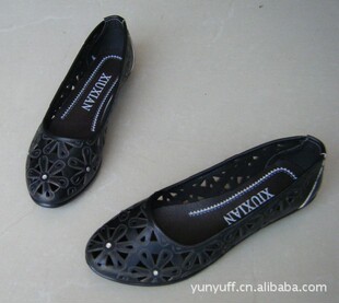 批发采购凉鞋、凉拖-供应该<em>注塑女鞋</em> 激光雕花