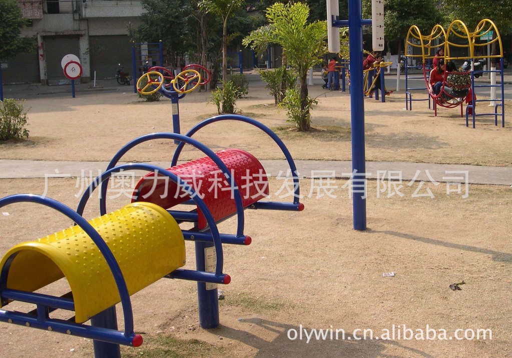 供应健身路径,爬梯,室外健身器材