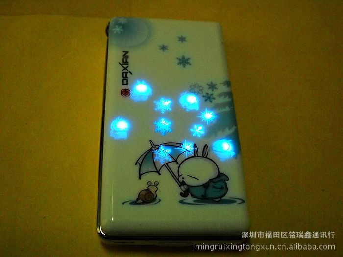 翻盖手机批发 供应流氓兔LED呼吸灯翻盖手机