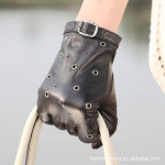 Warmen Ůʿ��Ƥ���� 2012ʱ���¿��ֱ������������Ƥ����