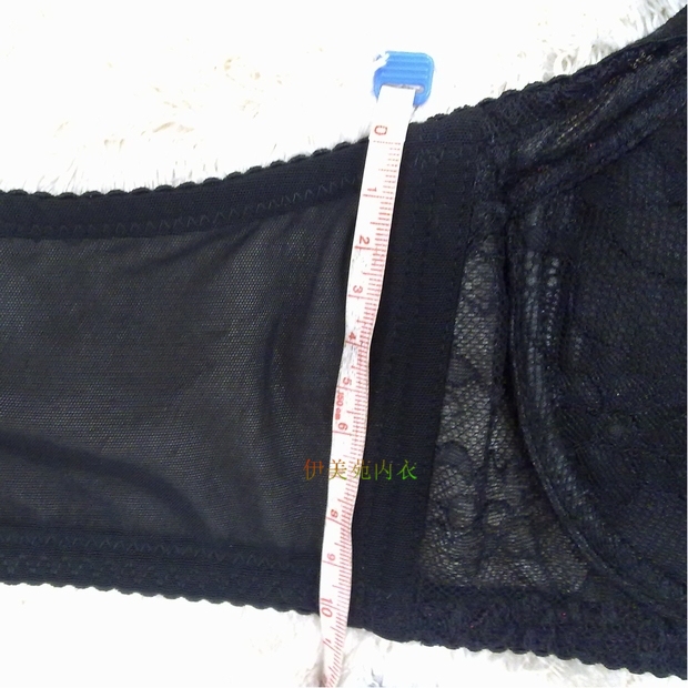 【低价<em>批发</em>供应金奴卡<em>文胸</em>专柜<em>正品</em>小胸mm加